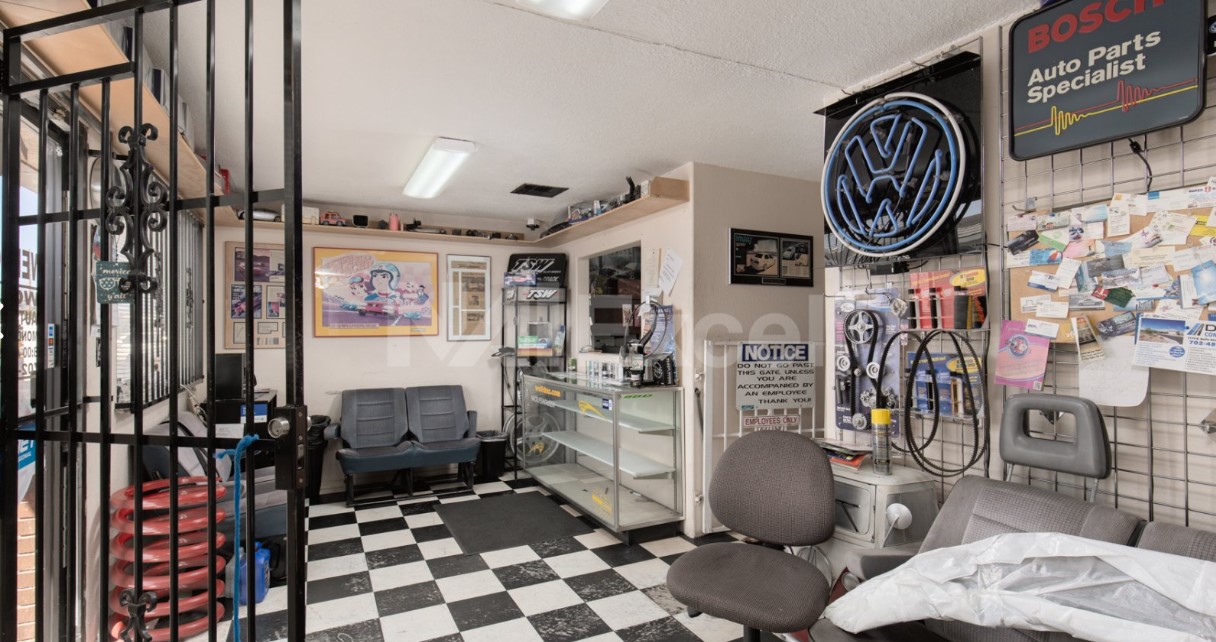 Commercial Property for Sale in Las Vegas Nevada 89115